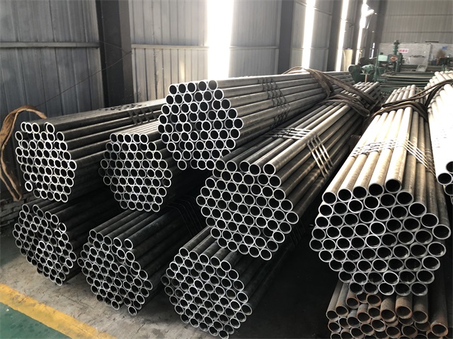 红河小口径厚壁无缝钢管