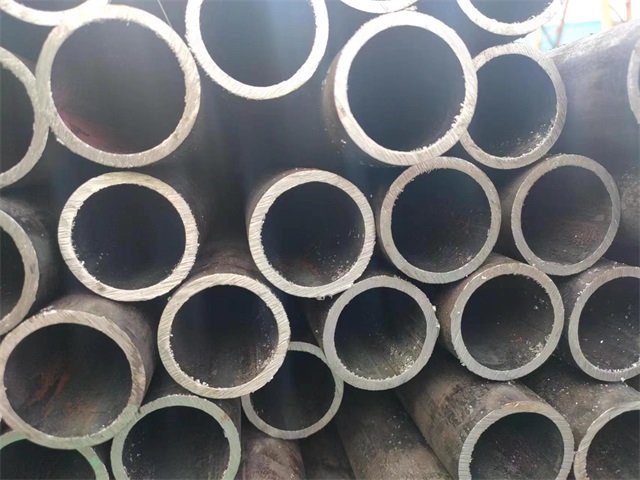 红河10#结构用无缝钢管