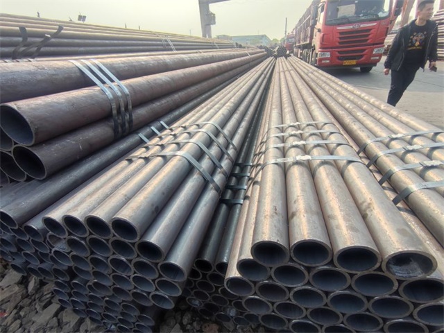 红河20#无缝钢管焊接